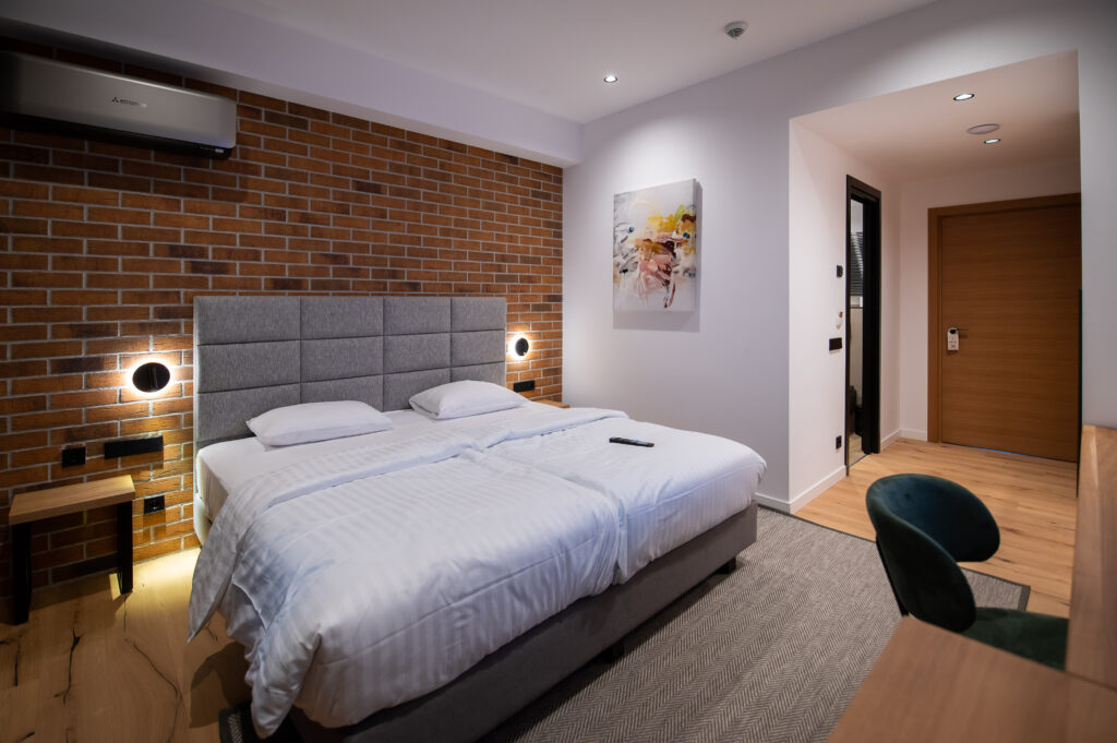 hotel pipera